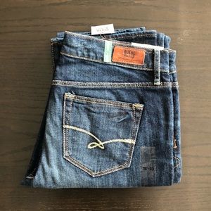 NWT Ruehl Barrow Skinny, Straight Leg Jeans 👖